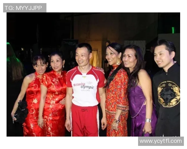 波黑足球天王传记 揭示国家队英雄的成长与辉煌历程 波黑足球天王传记 揭示国家队英雄的成长与辉煌历程